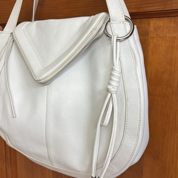 Vince Camuto leather bag - Picture 2 of 14